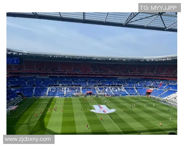 世界杯足球场地面积对比赛质量和观众体验的影响分析