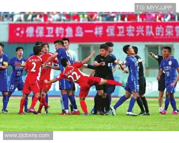 足球刘京东：从草根球员到职业联赛的奋斗历程与梦想追逐